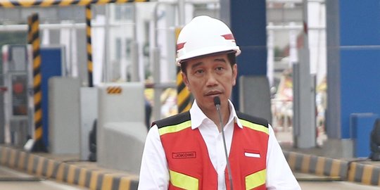 Jokowi naik MRT dari Stasiun Bundaran HI sampai Lebak Bulus