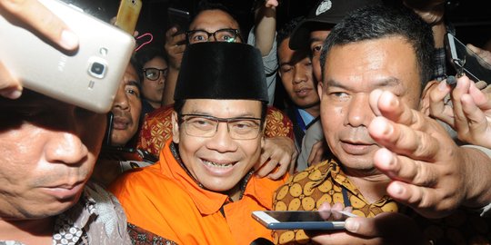 DPR belum terima surat pengganti Taufik Kurniawan