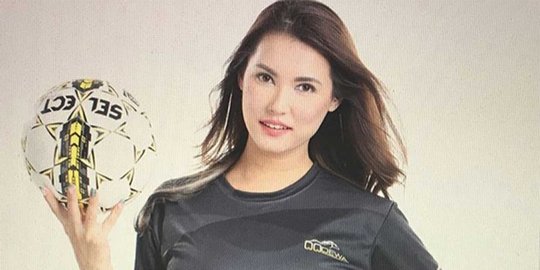 Ini kata Maria Ozawa usai diperiksa imigrasi Denpasar gara-gara pesta ulang tahun