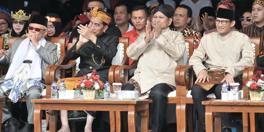 Update terbaru hasil 3 survei Jokowi vs Prabowo