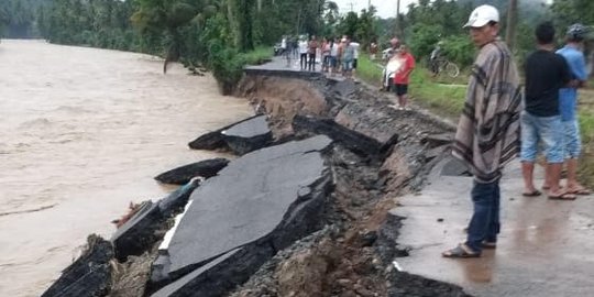 Bencana banjir dan longsor di Madina renggut korban jiwa, 77 rumah hanyut
