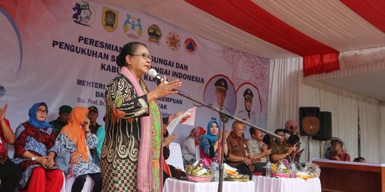 Menteri Yohana kukuhkan 1.500 Srikandi Sungai Indonesia di Klaten