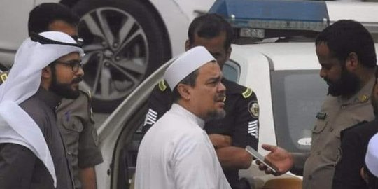 FPI Bantah Tuding BIN Di Balik Penangkapan Habib Rizieq di Arab