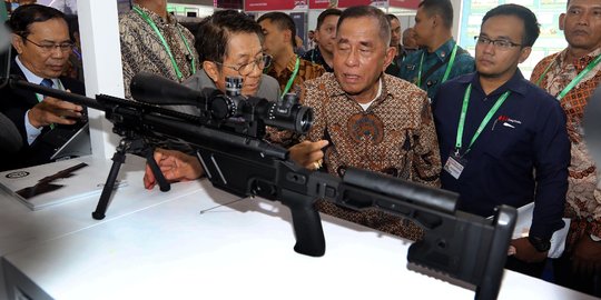 Menhan Ryamizard Ryacudu Tinjau Indo Defence 2018