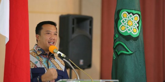 Menpora Lantik Pengurus Kesatuan Mahasiswa Hindu Indonesia