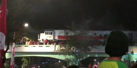 KAI Daop 8 Surabaya: Tak Ada Koordinasi Panitia Amankan Jalur di Viaduk