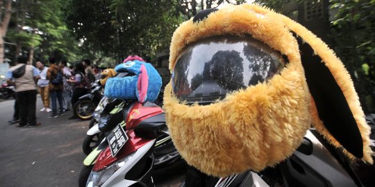 Konvoi Hari Pahlawan Bersama Komunitas Helm Berkarakter Kartun