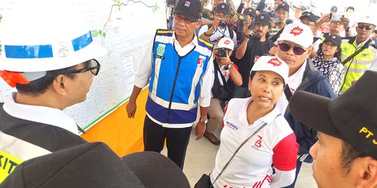 Gelar Ekspedisi Tembus Tol Trans Jawa, Menteri Rini Sempat Singgah di Kali Klenteng