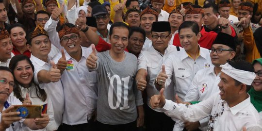 Dukung Jokowi-Ma'ruf, Ketua DPD PAN Riau Diminta Bertaubat atau Mundur