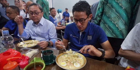 Santap Mi Celor, Sandiaga Sebut Denyut Ekonomi Masyarakat Ada di Kuliner