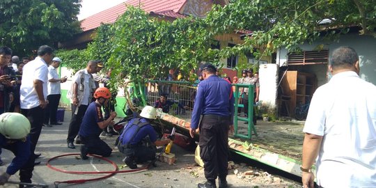 Satu Lagi Pelajar Tewas Tertimpa Tembok SD Roboh di Pekanbaru