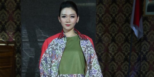 Menaker Berharap Siswa BLK Semarang Ikuti Kompetisi Fashion di Paris