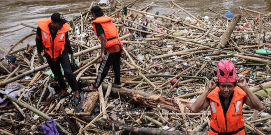 Musim Hujan Tiba, Warga Jakarta diminta Gerebek Sampah Tiap Pekan Agar Tak Menumpuk