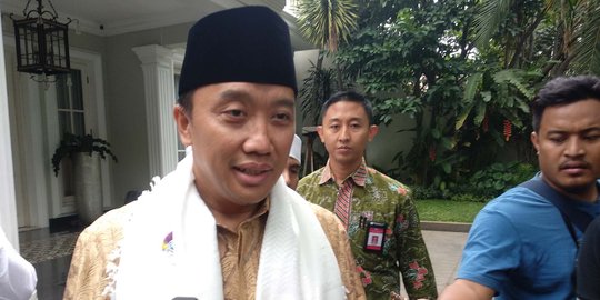 Imam Nahrawi Sebut Ma'ruf Amin Penggila Bola