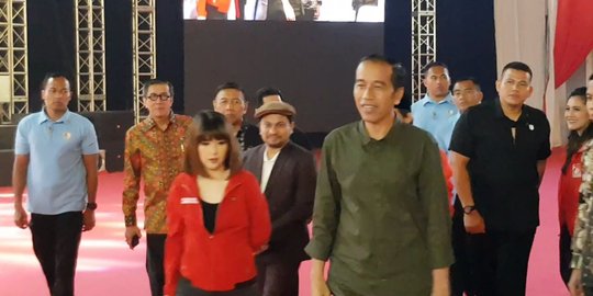 Sekjen PDIP Yakin Parpol Koalisi Dapat Untung dari Kampanyekan Jokowi