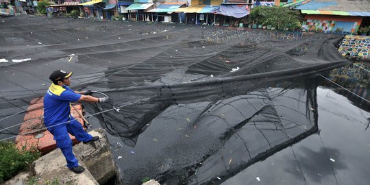 Habis Setengah Miliar, Begini Kondisi Waring Penutup Kali Item Jakarta