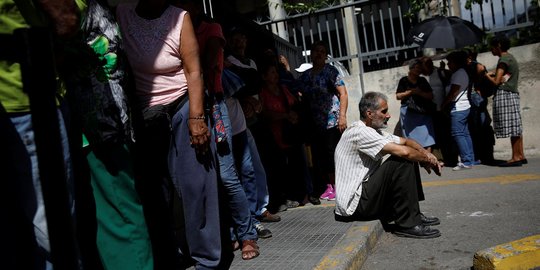 3 Gebrakan Venezuela Agar Tak Terus Menjadi Negara Bangkrut