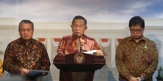 Menko Darmin Nasution Umumkan Paket Kebijakan Ekonomi ke-16