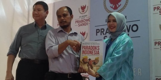 Buku Paradoks Indonesia Karya Prabowo Subianto Diluncurkan Dalam versi Braille