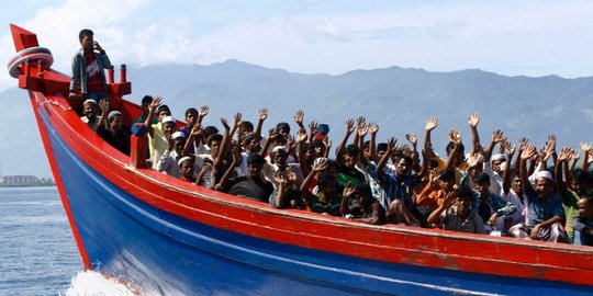 Myanmar Menahan 106 Muslim Rohingya Hendak Mengungsi Naik Kapal