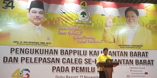 Hadapi Pileg & Pilpres, Airlangga Kukuhkan Bappilu Partai Golkar Kalbar