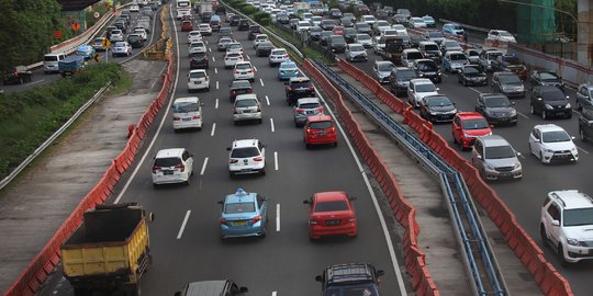 Tol Trans Jawa dan mimpi Jakarta Surabaya 9 jam merdeka com