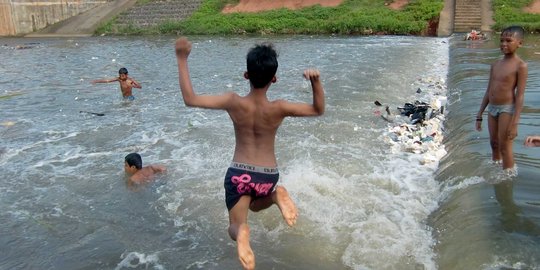 Dari Kapolres Hingga Kepala Daerah Diganjar Penghargaan Pemerhati Anak