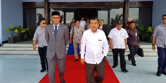 Dianggap Berjasa Bangun Perdamaian, Wapres Jusuf Kalla Dapat Muhammadiyah Award