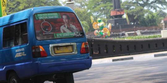 Bawaslu Tegaskan Stiker Jokowi di Angkot Malang Melanggar Aturan