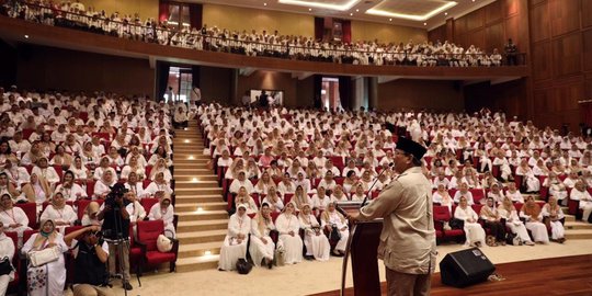 Prabowo Kritik Paket Kebijakan Ekonomi Jokowi, Sebut Pemerintah Langgar UUD 45