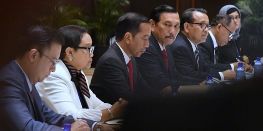 Presiden Jokowi Minta Aturan Pajak Dievaluasi Berkala Agar Investasi RI Tetap 'Seksi'