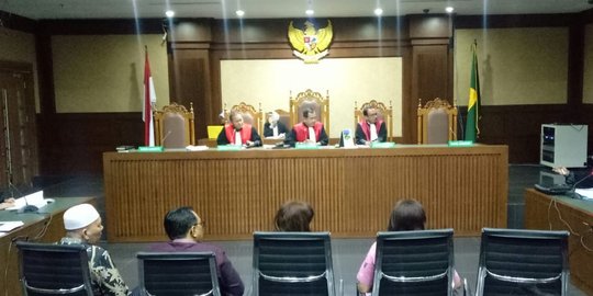 Empat Mantan Anggota DPRD Sumut Didakwa Terima Suap Pembahasan APBD
