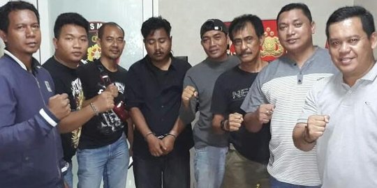 Polisi Sita Sprei & Baju Berlumur Darah dari Pembunuh Mayat dalam Drum