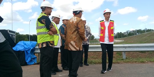 Jokowi: Tol Bakauheni-Palembang Selesai Pertengahan 2019, Trans Sumatera 2024