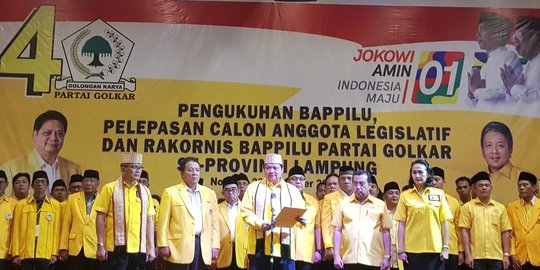 Ketum Golkar Targetkan Jokowi-Ma'ruf Menang 70 Persen di Lampung