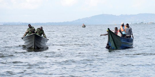 Kapal Terbalik di Danau Uganda, 10 Tewas