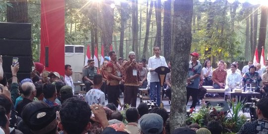 Jokowi Tegur Petani yang Kampanyekan Dirinya di Agenda Presiden