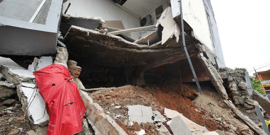 Tak Ada IMB, Rumah Korban Tanah Longsor di Kalisari Akan Dibongkar