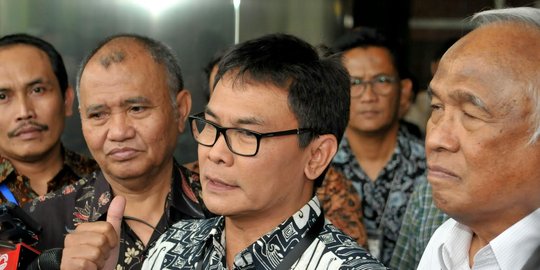 Sindir Johan Budi, Fahri Hamzah Nilai Jokowi Perlu Jubir yang Bukan Caleg