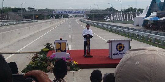 Jokowi Resmikan Tol Sragen-Ngawi: Sebentar Lagi Jakarta Sampai Surabaya Tersambung