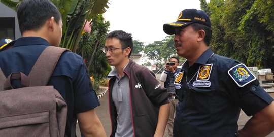 Dokumen Tak Lengkap, 25 Pekerja Asing Dibawa ke Kantor Imigrasi Tangerang