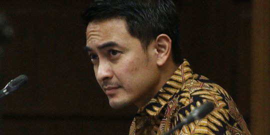 KPK Izinkan Zumi Zola Melayat Ayahnya di RS Pondok Indah