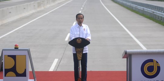 Presiden Jokowi Minta Proses Divestasi Freeport Selesai Sebelum 2019