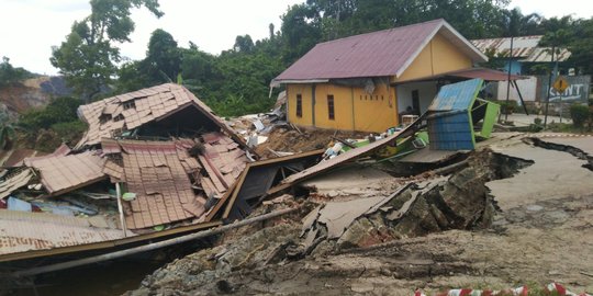 Ngeri, Begini Kerusakan Akibat Tanah Ambles di Kutai Kartanegara