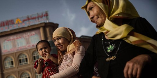 China Kirim Mata-mata Buat Hidup Berbaur dengan Muslim Xinjiang