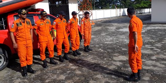 Mobil Terjun ke Jurang dan Nyemplung ke Sungai Kampar, 1 orang tewas