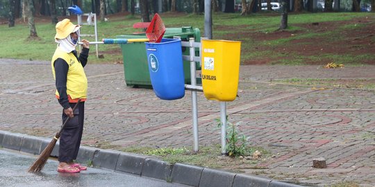 Kawasan Monas Kembali Bersih Pasca Reuni 212