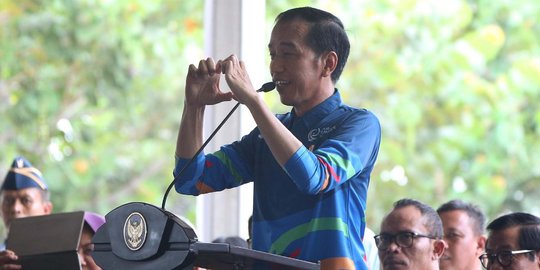Presiden Jokowi Janji Naikkan 2 Kali Lipat Dana PKH & Percepat Pencairannya