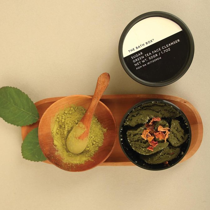 the bath box sugar green tea face cleanser