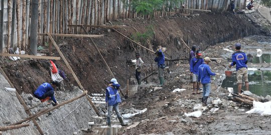 Normalisasi Ciliwung Solusi untuk Antisipasi Gerakan Tanah di Kramatjati